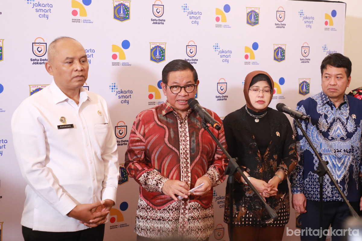  Soal Pembelajaran SMAN 72, Pramono Serahkan ke Sekolah 