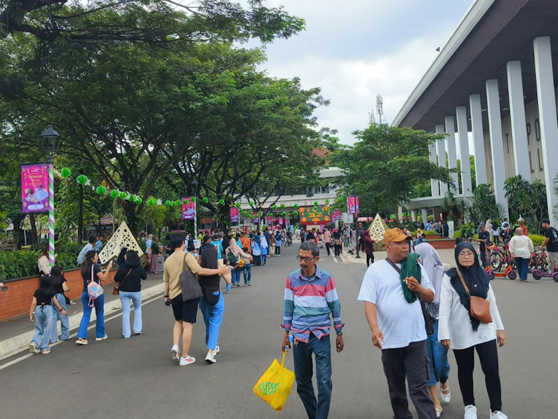 Libur Lebaran, Pengunjung TMII Lampaui Target 
