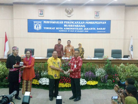  Gubernur DKI Jakarta Buka Musrenbang Kota Jakarta Barat 