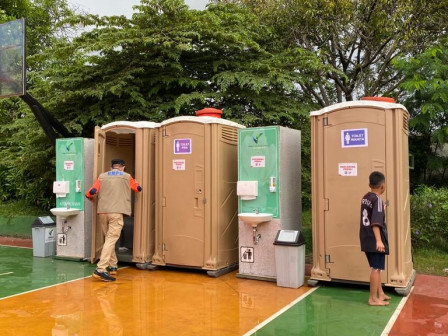 Dinas LH DKI Fasilitasi Toilet Portable di Lokasi Pengungsian