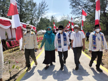 Kabupaten Kepulauan Seribu Launching Masjid Maulana Mahmud Zakaria di Pulau Panjang 
