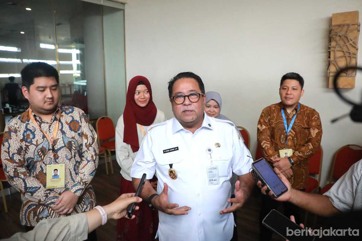 Rano memberi keterangan pers terkait Opsi Pemprov DKI membentuk LPDP Jakarta