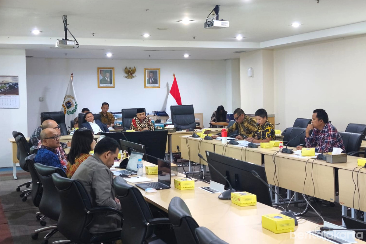 Rapat Bapemperda DPRD DKI Jakarta menyelesaikan Pembahasan Raperda Pengelolaan BMD