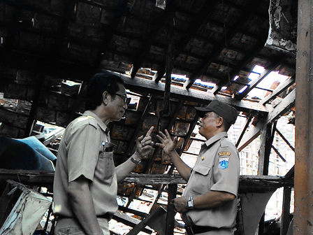 Gedung SKKT Klender Ambruk