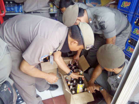 800 Botol Miras Diamankan di Jaktim