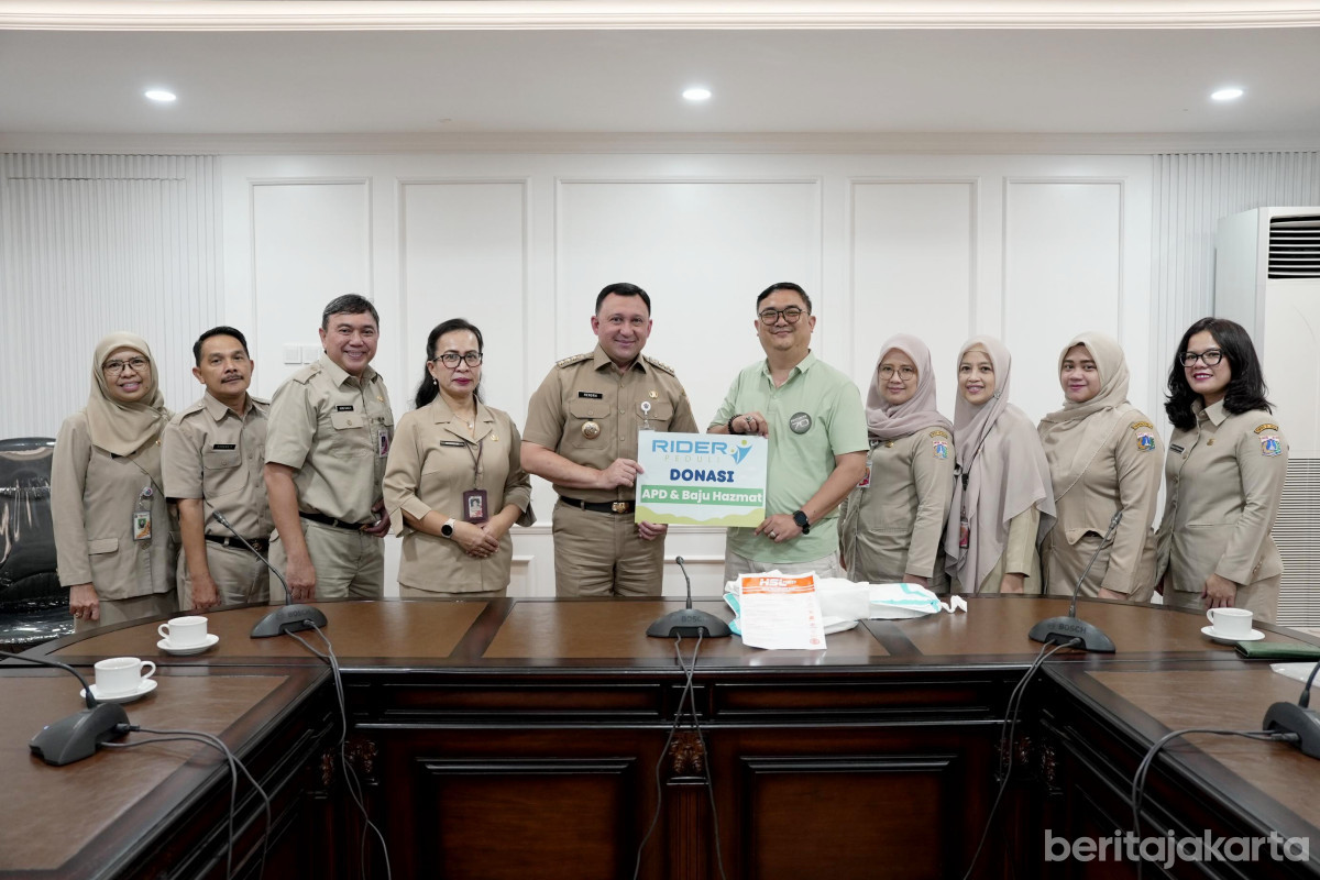 Pemkot Jakut Terima Bantuan 1.000 APD Tenaga Medis 