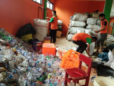  Melihat Bank Sampah Induk Milik Kota Jakarta Pusat 