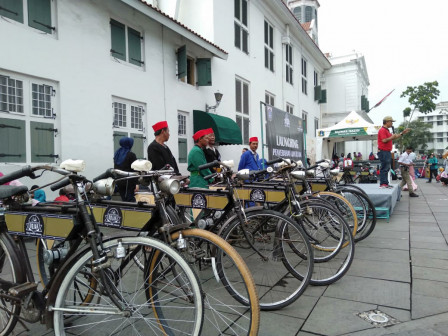 Dukung Pariwisata Kota Tua, Baznas (Bazis) DKI Jakarta Beri Bantuan Sepeda Onthel Listrik