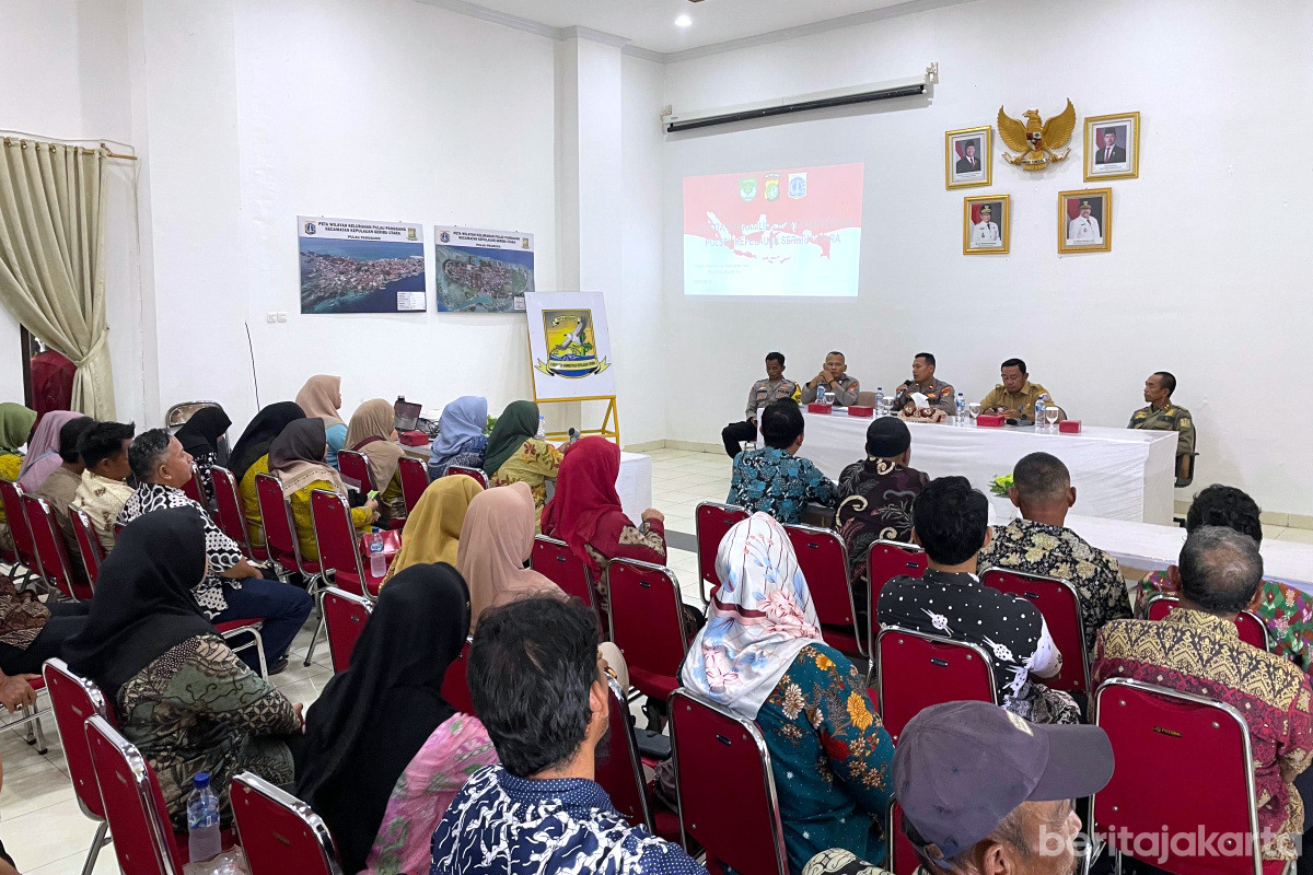 Suasana Penyuluhan Kamtibmas dan Perlindungan Masyarakat di Kelurahan Pulau Panggang