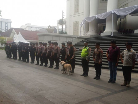 Puluhan Personel Dishub Disiagakan Atur Lalin Malam Natal 