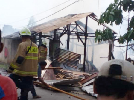  Kebakaran di Pondok Ranggon Berhasil Dipadamkan Petugas