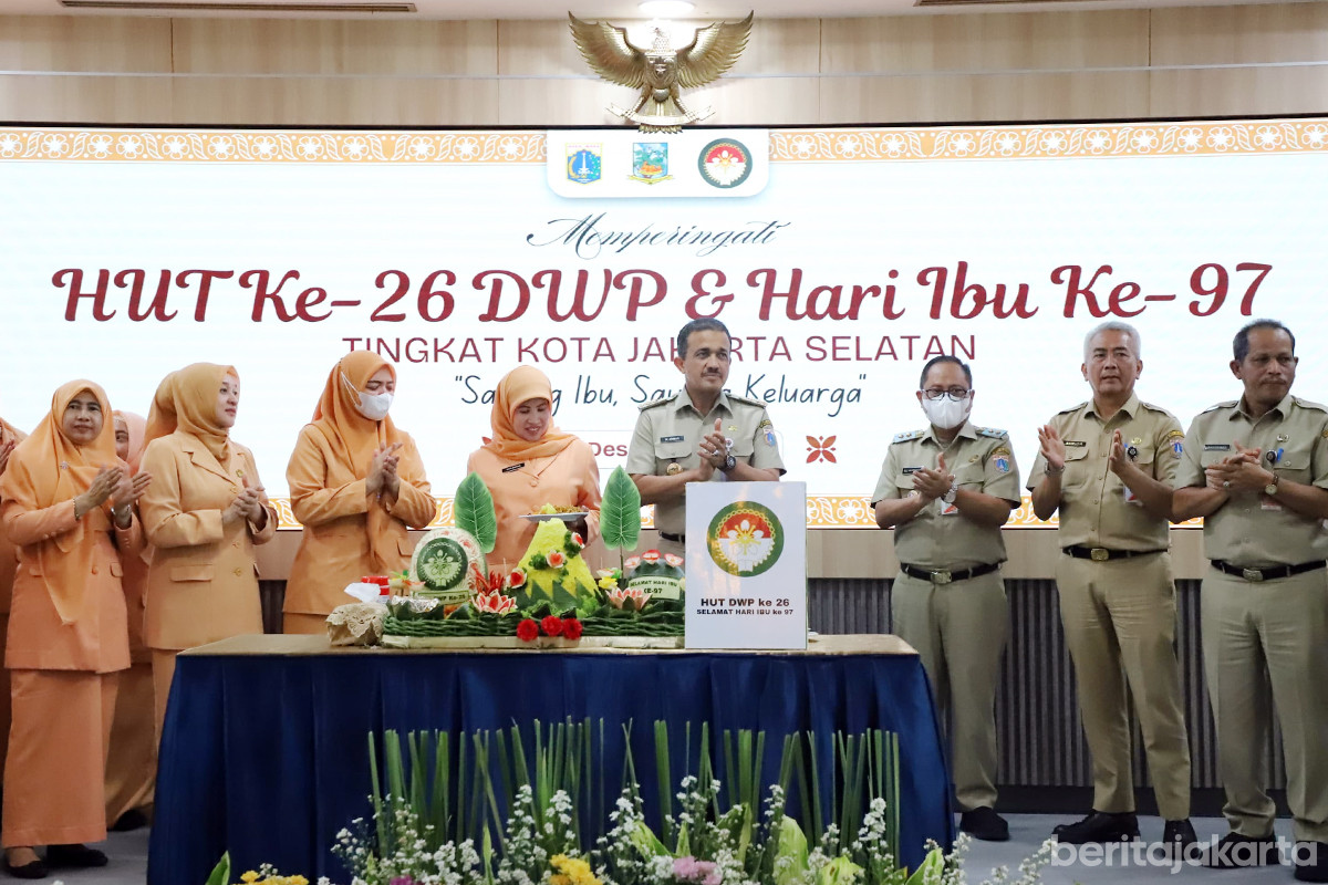 Kemeriahan HUT DWP dan Hari Ibu di Jaksel