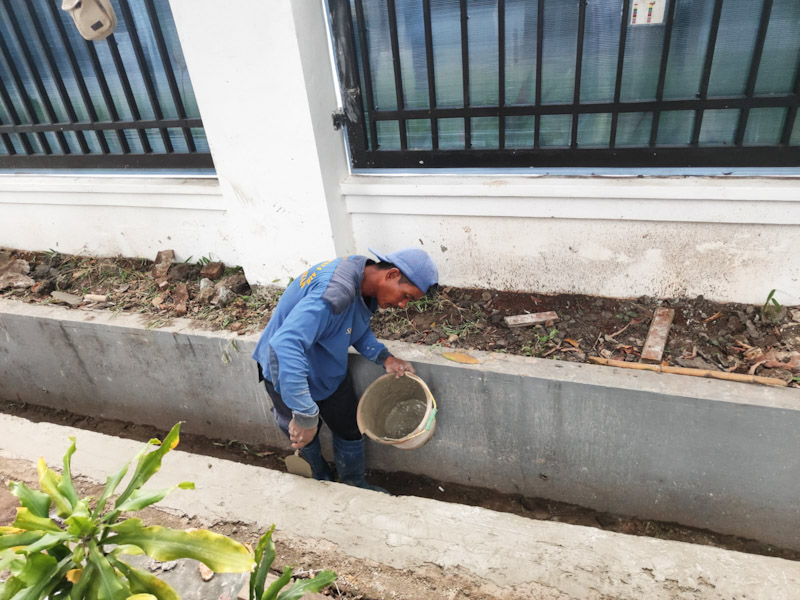 Warga Senang Perbaikan Turap Saluran di Jalan Pakubuwono VI Rampung 