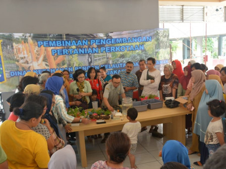 100 Warga Penghuni Rusun di Jaktim Dapat Pembinaan PPPP Oleh Dinas KPKP DKI