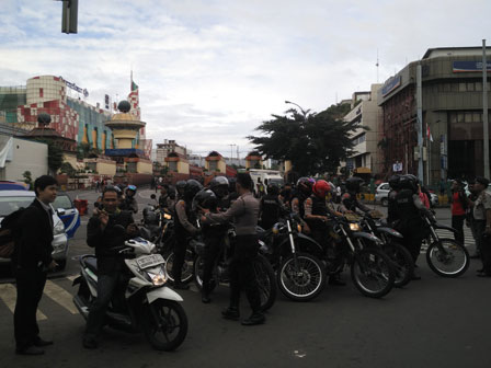 50 Personel Polisi Siaga di Terminal Blok M