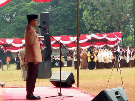 Gubernur Menutup Kegiatan Perkemahan Pesantren Nasional Mapadi ke 2