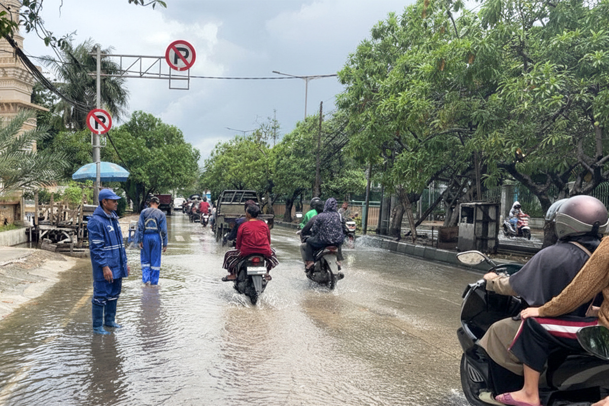 Genangan di Jalan Kramat Jaya Raya