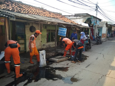 Antisipasi Penghujan Empat RW di Kelurahan RBS Digencarkan