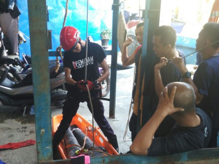 Tim Rescue Sektor IV Johar Baru Mengikuti Pelatihan Evakuasi