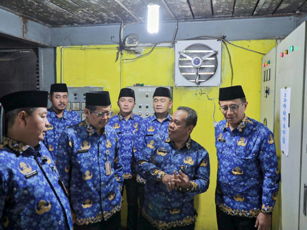  Teguh Tinjau Rumah Pompa Underpass Senen dan Dukuh Atas