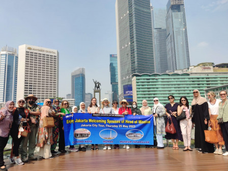 Tur Wisata Sejarah dan Kuliner untuk SHOM Indonesia