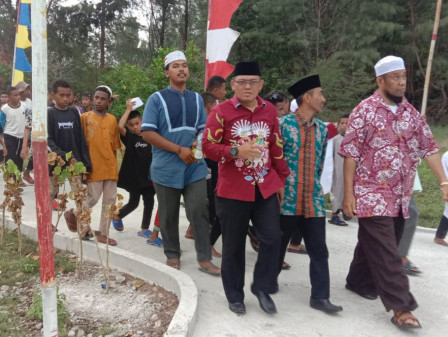 Ratusan Santri Pondok Pesantren AFKN Lakukan Wisata Religi di Pulau Panjang