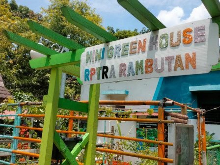 RPTRA Rambutan Miliki Mini Green House