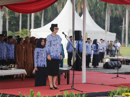 Pemprov DKI Jakarta Gelar Upacara Peringatan Hari Ibu Ke-91, Petugas Upacara Seluruhnya Perempuan