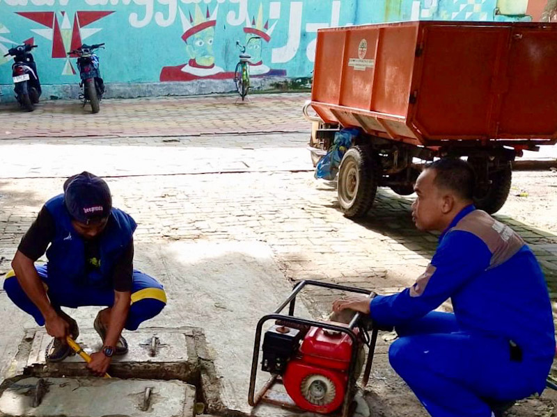  10 Bak Kontrol di Pulau Panggang Dikeruk 