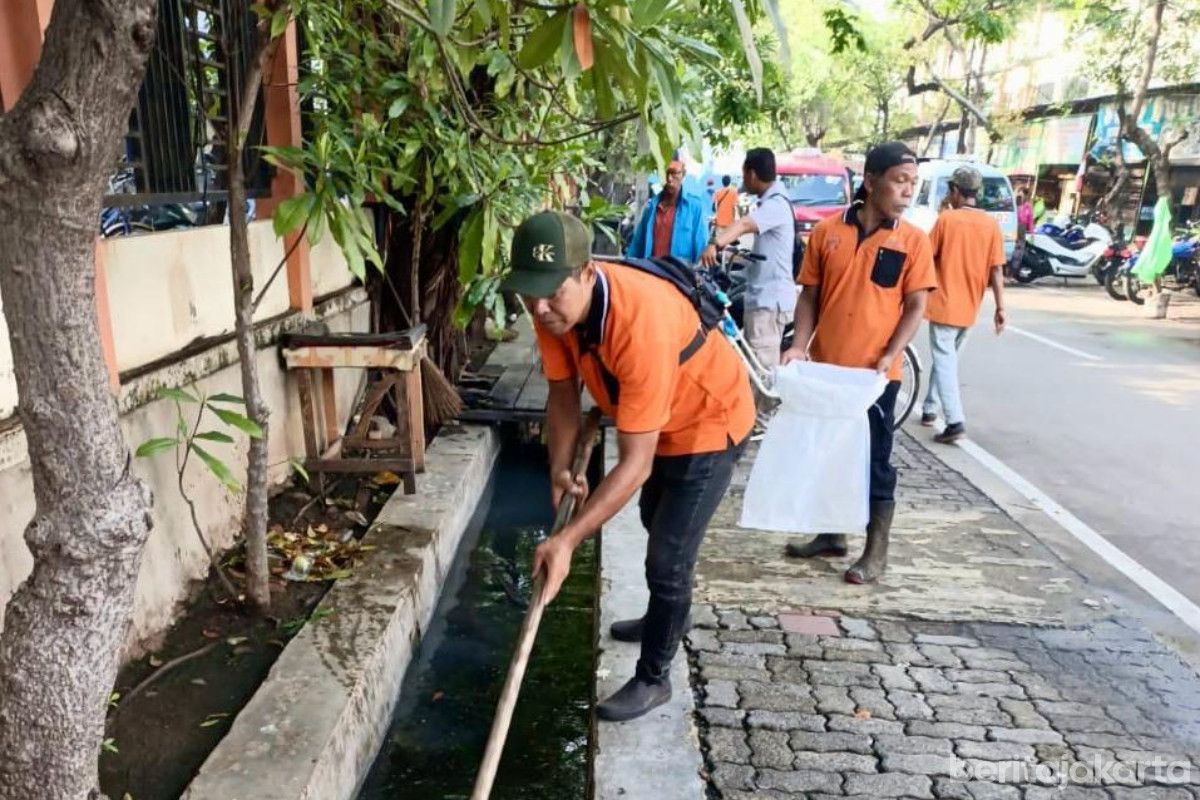  427,5 Kilogram Sampah Berhasil Dibersihkan di RW 01 Tugu Utara 