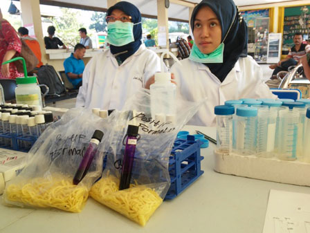 Dagangan Berformalin, 6 Pedagang Dipolisikan