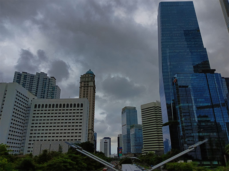  Jakarta Hari Ini Berawan Hingga Diguyur Hujan