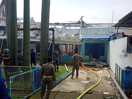 Kebakaran Mes TNI AU di Pancoran Berhasil Dipadamkan Petugas