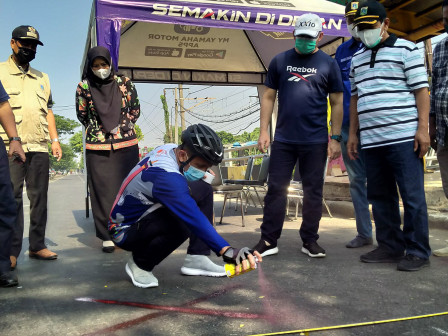 Wali Kota Jaktim Tinjau Proyek Pembuatan Saluran Phb di Jl I Gusti Ngurah Rai 