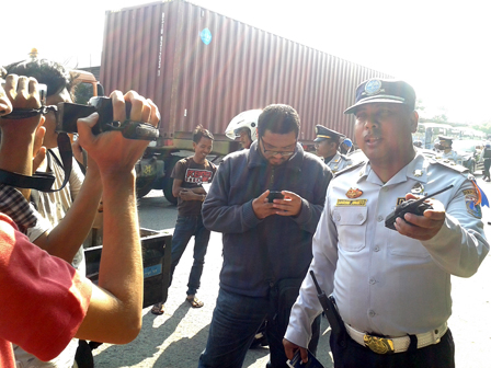 Sidak di Terminal Tanjung Priok Ricuh