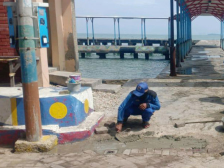 Lubang Biopori dan Tutup Manhole Rusak di Pulau Untung Jawa Selesai Diperbaiki
