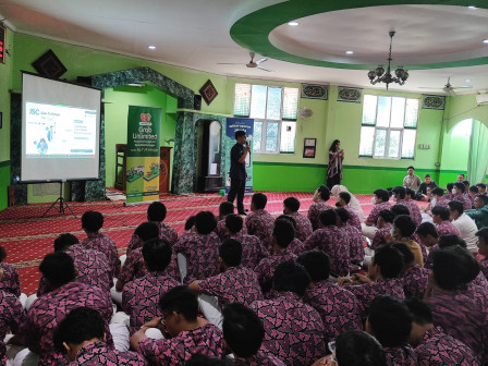 JSC Goes To School Kenalkan JAKI Di SMAN 6 Jakarta