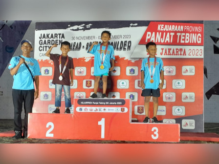 Jaktim Raih Juara Umum Kejuaraan Panjat Tebing DKI Jakarta 2023