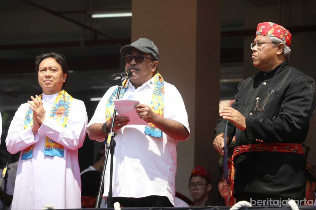 Rano Karno memberikan kata sambutan pada pembukaan Canisius Expo 2025  