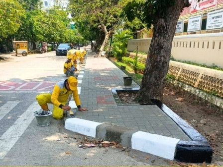 Pembuatan Trotoar di Jalan. H. Adam Malik Rampung