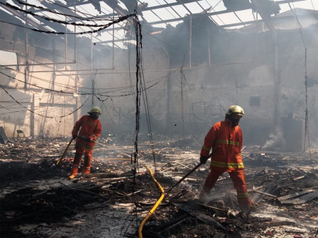  Kebakaran Gudang Perusahaan Garmen di Kamal Muara Teratasi