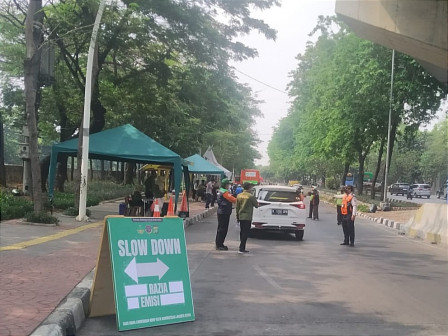 Petugas Gabungan Gelar Razia Uji Emisi di Jalan Yos Sudarso