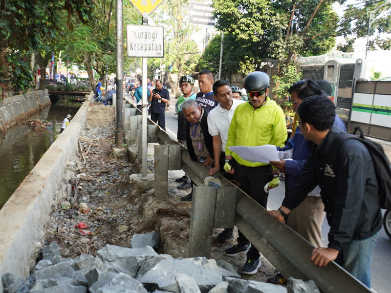 Anwar Monitoring Fasilitas Pengendalian Banjir di Dua Wilayah 
