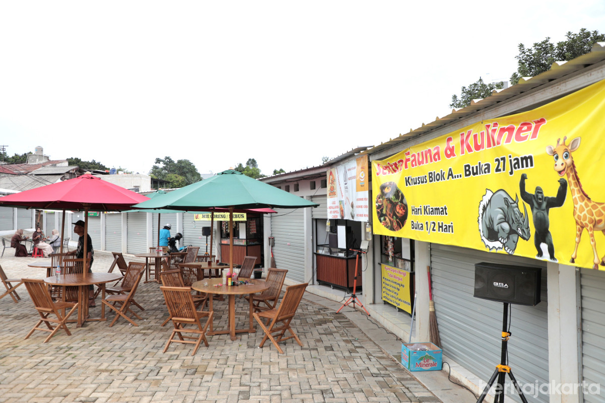 Sejumlah pedagang sudah menempati kios di Sentra Fauna dan Kuliner Lenteng Agung