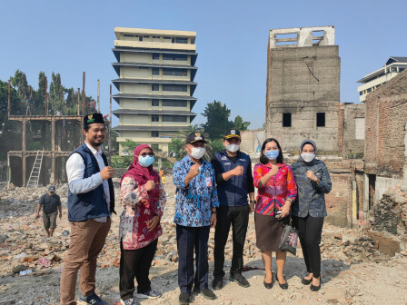 Baznas Bazis Jaktim Bangun 138  Rumah Warga Terdampak Kebakaran Pasar Gembrong