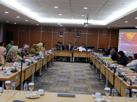 Komisi E Bahas Fungsi Dewan Pengawas Rumah Sakit