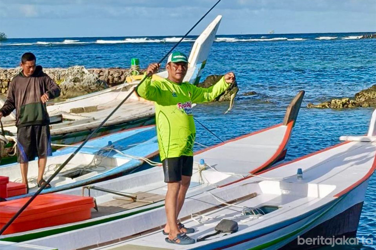 Peserta Festival Mancing di Pulau Sabira 