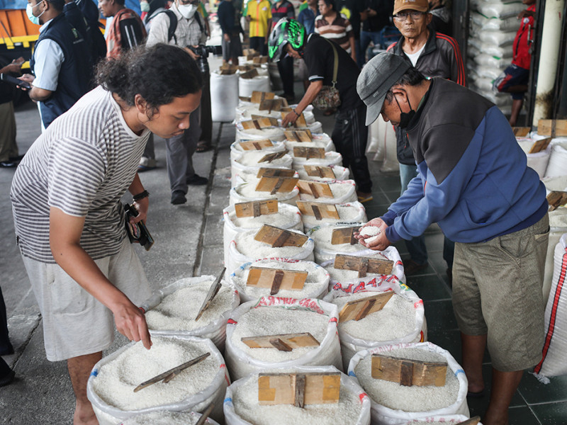 Pramono: Pemprov DKI tak Lindungi Produsen Beras Oplosan