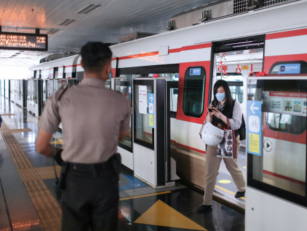 LRT Jakarta Targetkan 2.500 Penumpang per Hari Tahun Ini