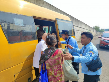 Sudinsos Jakut Pastikan JLNT Pluit Bebas Dari PMKS